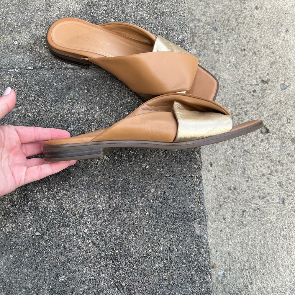 Vionic Miramar sandals - Picture 6 of 8